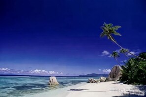 Unclassified image, 3 of 59, button - Jinse Gangwan sea veiw Villa (Dongshan County)