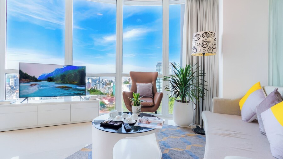 Ben Thanh Tower - Luminous Apartments D1