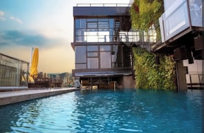 Piscina externa
