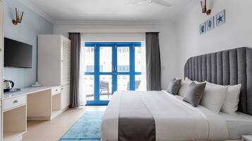 Premium Room, Pool View | In-room safe, soundproofing, free WiFi, bed sheets