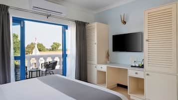 Junior Double Room, 1 Bedroom, City View | Resort view