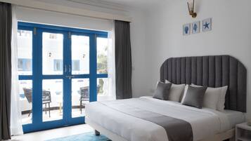 Premium Room, Pool View | In-room safe, soundproofing, free WiFi, bed sheets