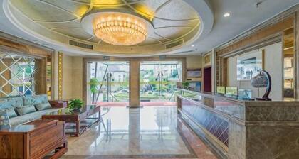 Yilong Hotel