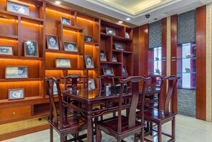 Dining - Yilong Hotel (Jingdezhen)