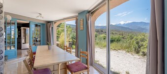Holiday Home with Lake View, Private Garden and Balcony