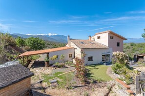 Exterior - Holiday Home with Lake View, Private Garden and Balcony (Rigarda)