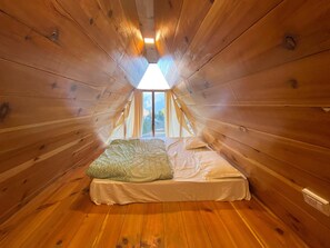 Literie hypoallergénique, surmatelas, chambres insonorisées