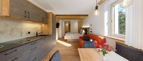 Free WiFi, bed sheets, wheelchair access