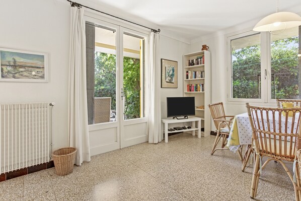 1 chambre, Wi-Fi gratuit, draps fournis