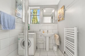 Ducha y secador de pelo