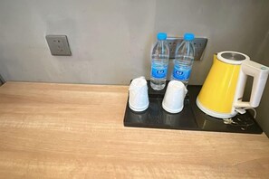 Coffee and/or coffee maker - Yujiagui Hostel (Shanghai)