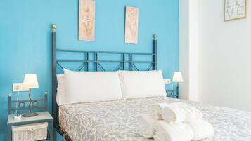 1 chambre, fer et planche à repasser, Wi-Fi gratuit, draps fournis