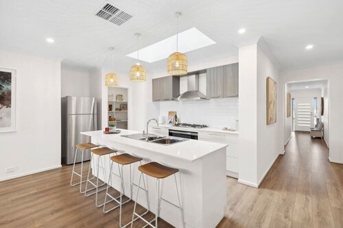 Modern Seaside Escape on the Coast