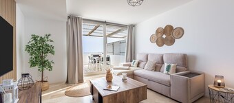 Luxury Duplex Apartment with Sea Views, Shared Pool and Air Conditioning