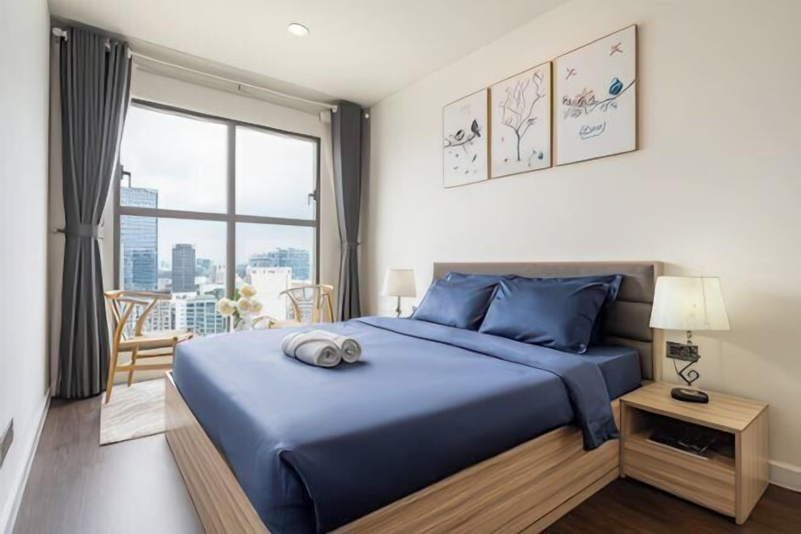 Desk, laptop workspace, soundproofing, iron/ironing board