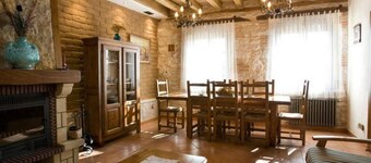 Country House 'Las Espigas' with Mountain View, Private Terrace and Wi-Fi