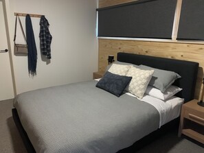 4 soveværelser, skrivebord, strygejern/strygebræt, Wi-Fi