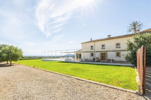 Exterior - Country House 'Casa Con Piscina En Selva' with Sea Views, Wi-Fi and Air Conditioning (Selva)