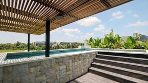 Outdoor pool - Five Palms Villas 4 by Villa Finder (Munggu)