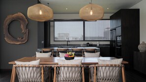 Dining room - Five Palms Villas 4 by Villa Finder (Munggu)