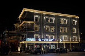 Fachada de la propiedad