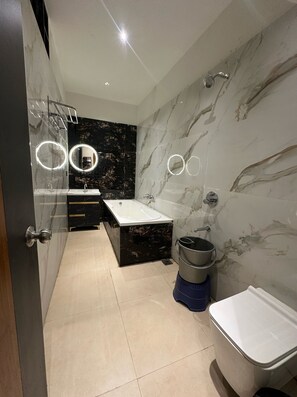 Rom – premium | Bad