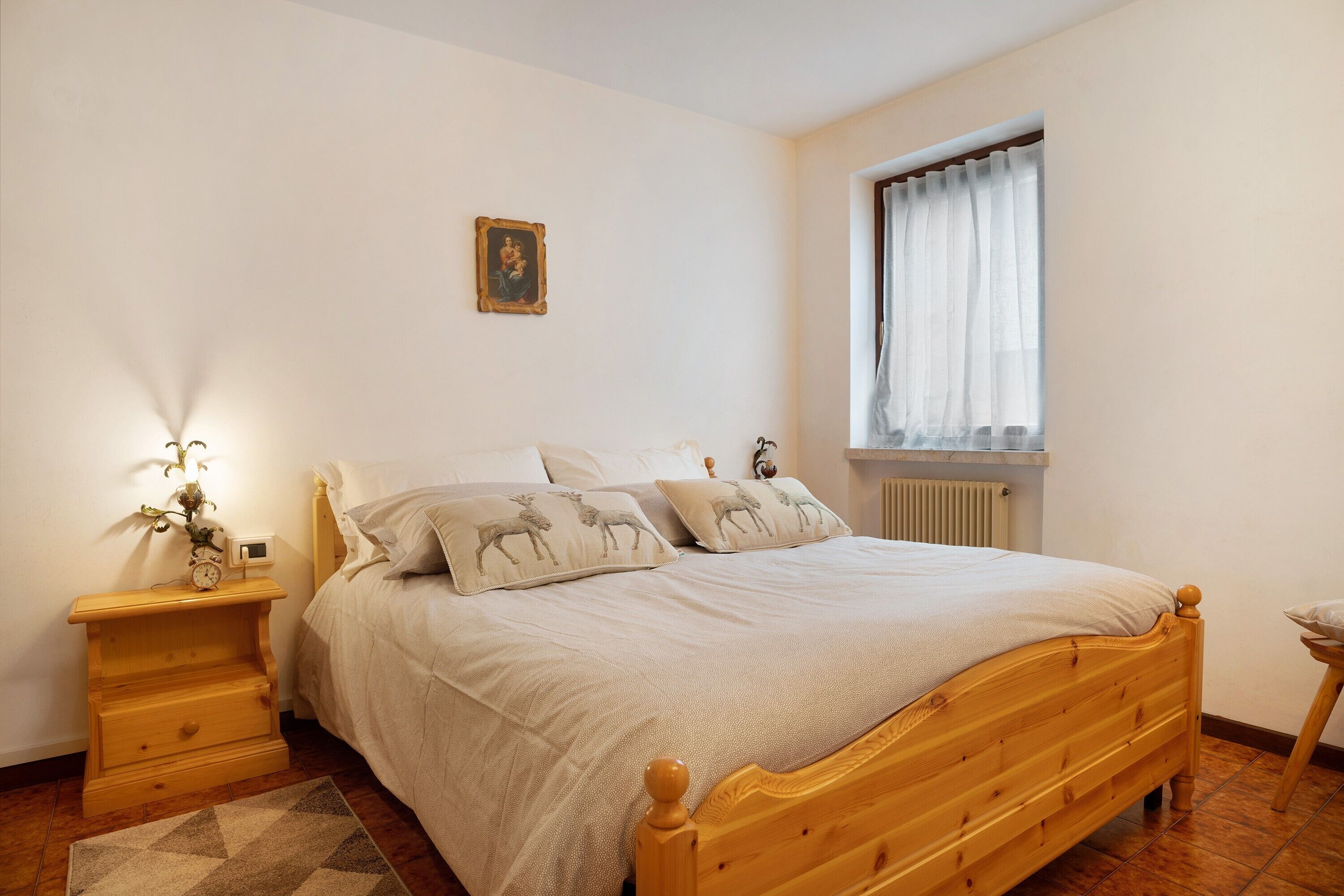 2 habitaciones, tabla de planchar con plancha y wifi gratis 