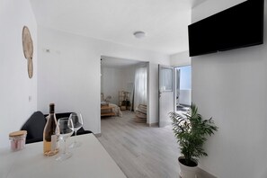 Interior - Vacation Home 'El Rinconcito De Niña' with Sea View, Private Terrace and Wi-Fi (Tijoco Bajo)