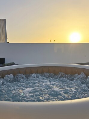 室外 SPA 浴池