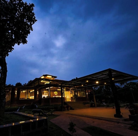 Exterior. IBBANI JUNGLE RESORT