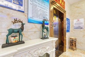Unclassified image, 5 of 55, button - Geyue Zhenpin Hotel (Hangzhou)