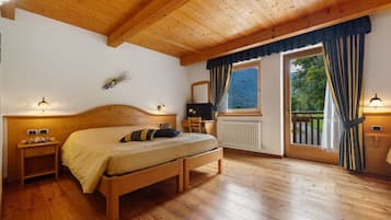 1 quarto, Wi-Fi de cortesia, roupa de cama