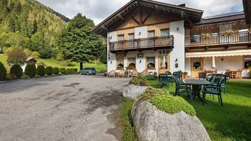 Restauration extérieure