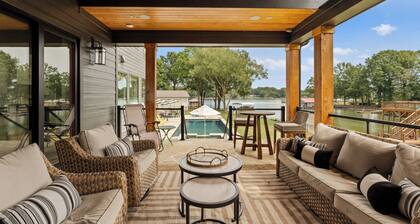 New Saltwater Pool + Spa, Views | Wilson Hideaway