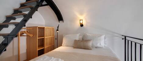 1 室のベッドルーム、WiFi (無料)、ベッドシーツ