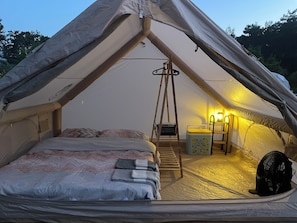 Zimmersafe, Bettwäsche