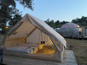 In-room safe, bed sheets - 4 Camp & Restaurant - Adult Only (Kumluca)