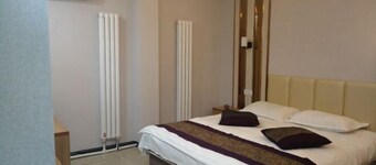 哈尔滨  旺龙休闲宾馆松北商业大学冰雪大世界店