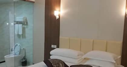 Wanglong Leisure Hotel (Songbei Harbin University of Commerce, Ice & Snow World)
