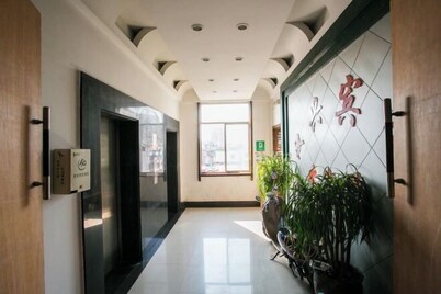 Gangyue Hotel