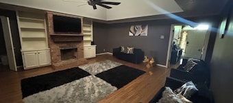 Welcome to The Millionaire Palace!!!!!!