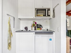 Fridge, microwave, cookware/dishes/utensils