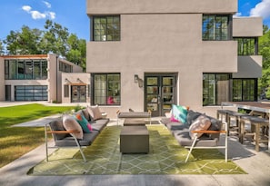 House | 5 bedrooms - 6BR Near OU Campus I Great for Big Groups 1010 (Norman)