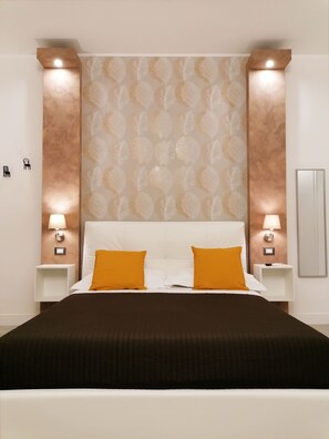 1 dormitorio, tabla de planchar con plancha, wifi y ropa de cama