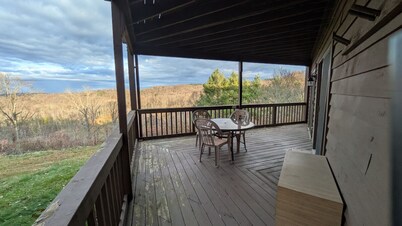 Winterplace Ski in Ski Out D101 First Floor