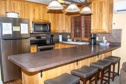 Winterplace D101 Ski in/Ski Out First Floor