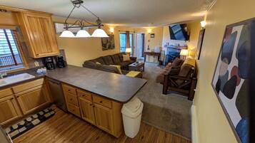 TV connectée, cheminée