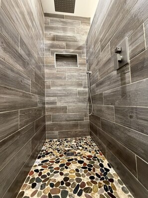 Hair dryer, towels - Winterplace Ski in Ski out condo First Floor D105 (Ghent)
