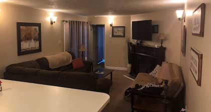 Winterplace Ski in Ski out condo Second Floor D205
