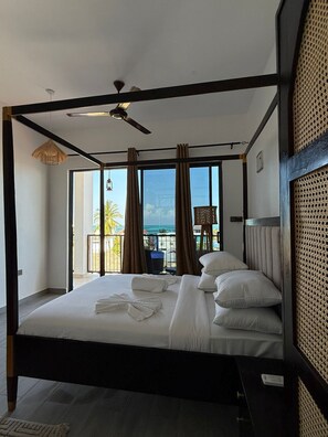 Deluxe-Doppelzimmer, Balkon, eingeschränkter Meerblick | Ausblick vom Zimmer